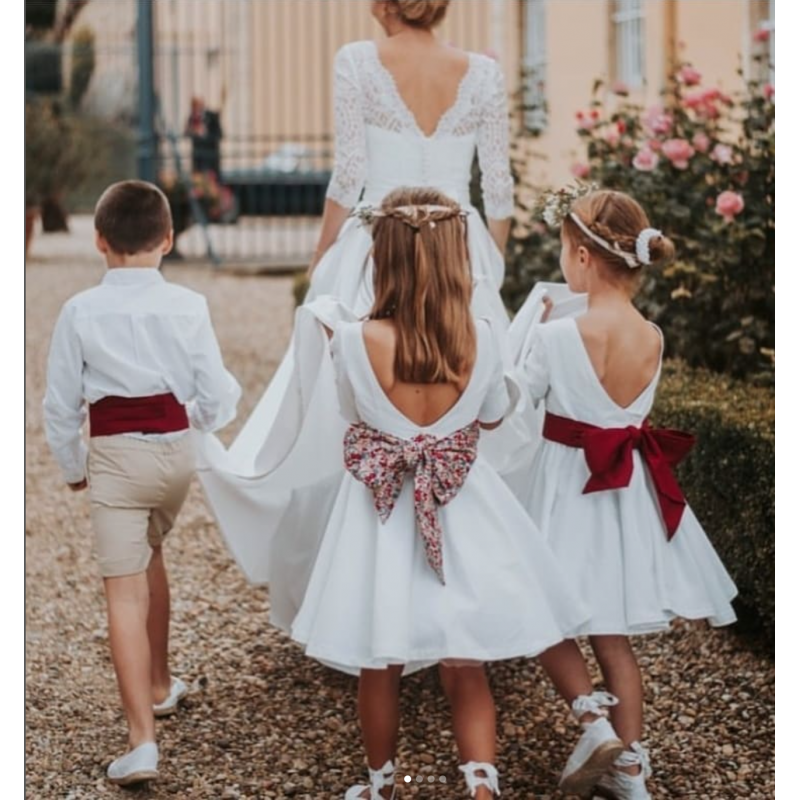 @aux_fils_du_temps nous régale avec ses cortèges ! Un cortège imaginé par @lesfeescoton et photographié par @ange_prvst