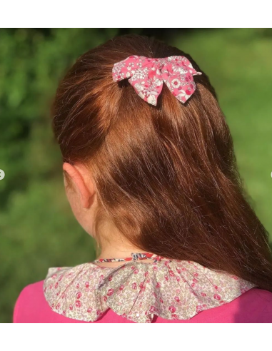 Robe trapèze à col volanté: une réalisation https://www.instagram.com/madamebrode/