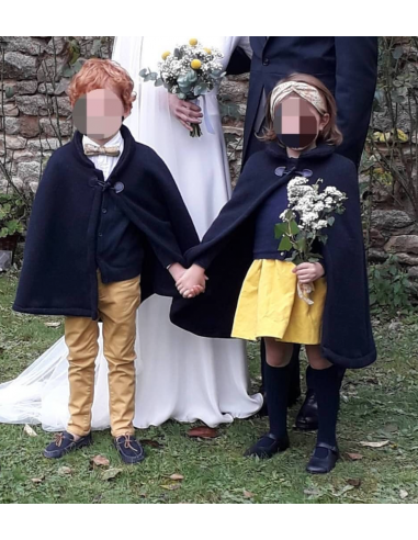 Cape de demoiselle d'honneur avec son col claudine compatible, fermeture brandebourgs, par @clotilde.cte