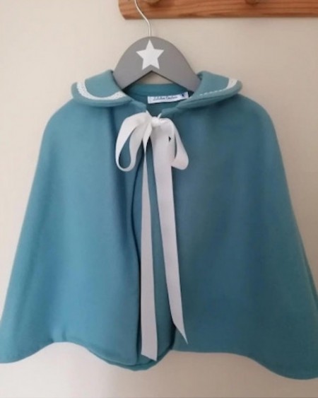 Cape de demoiselle d'honneur avec son col claudine compatible, fermeture brandebourgs, par @clotilde.cte 2