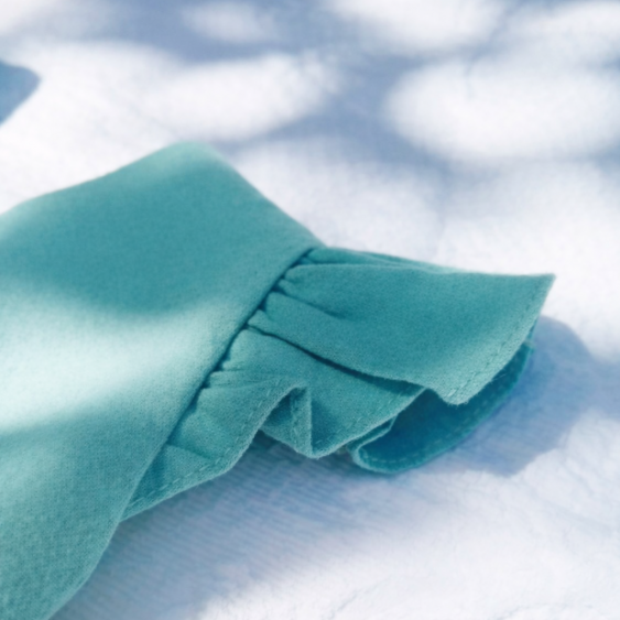 La robe verte a été réalisée par @les.petits.carmes.﻿