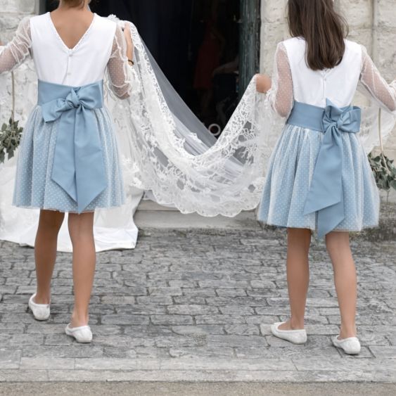 Ciboulette - Robe dos V et manches trois-quart