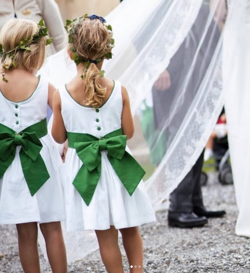 3 robes dos nu - Dauphin-Dauphine 2