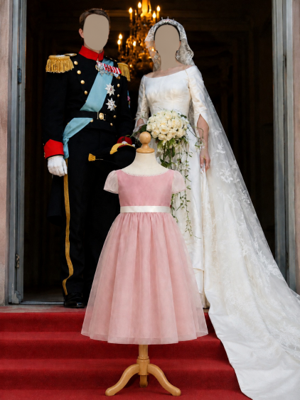 Cortège Mary, Reine du Danemark - Robe encolure bateau,...